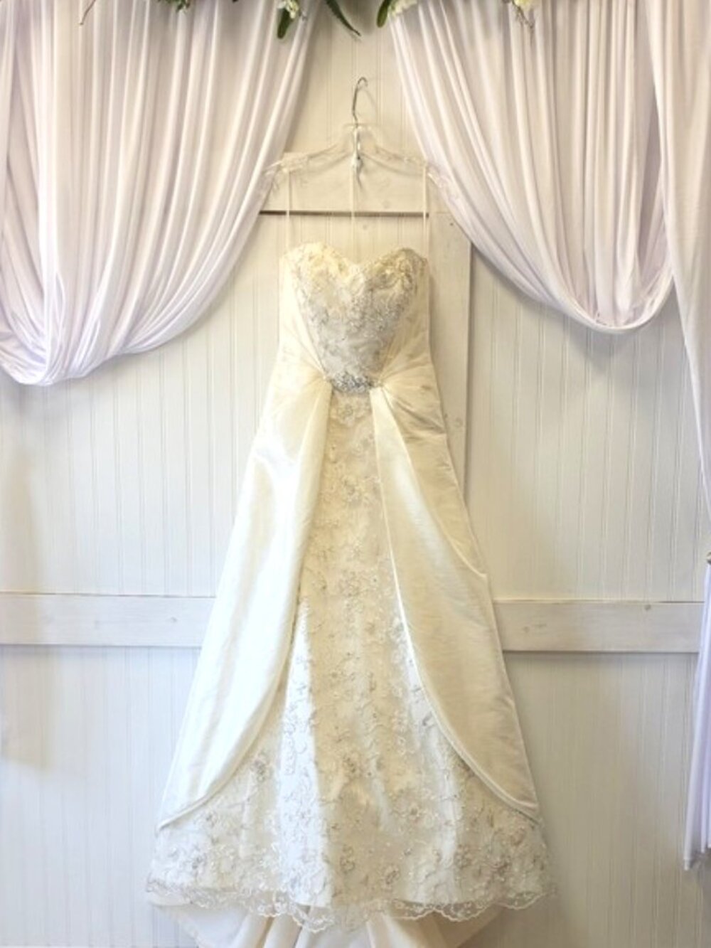 Bonny New Essence Collection Cream Platinum Wedding Dress Size 10 #5264-R